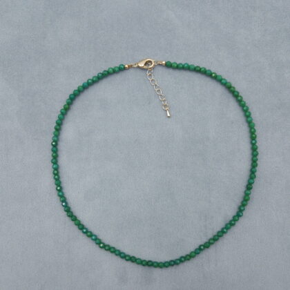 Бусы из ограненных боливийских изумрудов