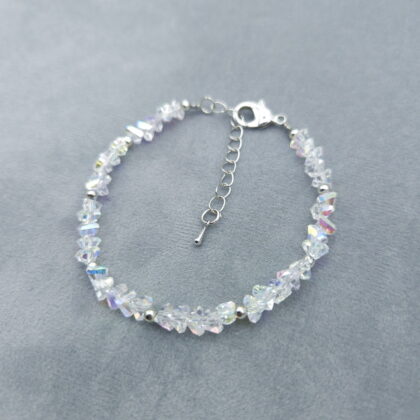 Браслет из горного хрусталя огранки мистик.